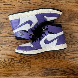NEVER WORN Jordan Men’s Athletic High-Top Sneakers in Purple, White & Black